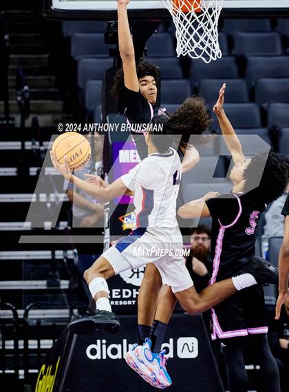 Thumbnail 3 in Lincoln vs. Modesto Christian (CIF SJS D1 Final) photogallery.