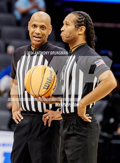 Thumbnail 2 in Lincoln vs. Modesto Christian (CIF SJS D1 Final) photogallery.