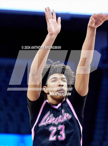 Thumbnail 2 in Lincoln vs. Modesto Christian (CIF SJS D1 Final) photogallery.