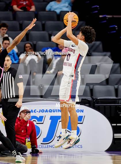 Thumbnail 2 in Lincoln vs. Modesto Christian (CIF SJS D1 Final) photogallery.