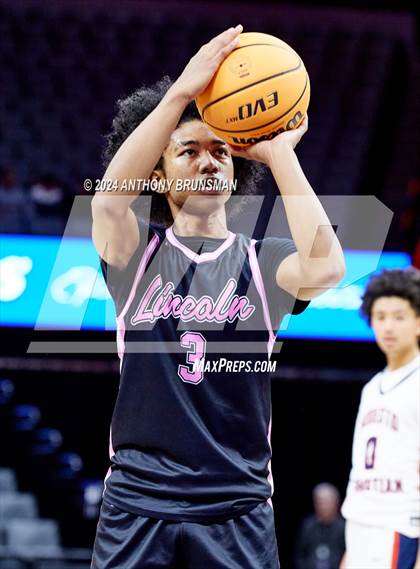 Thumbnail 3 in Lincoln vs. Modesto Christian (CIF SJS D1 Final) photogallery.