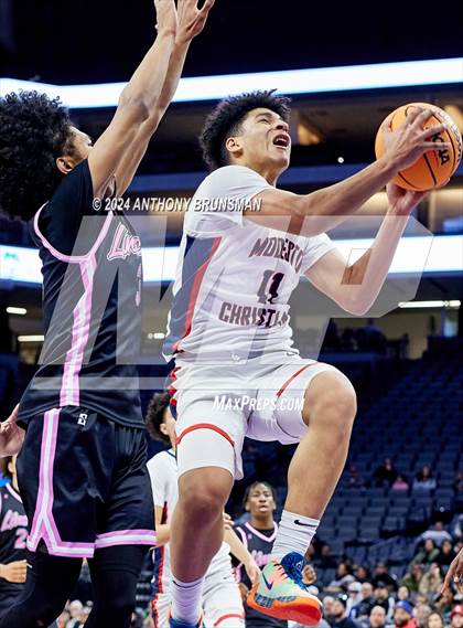 Thumbnail 1 in Lincoln vs. Modesto Christian (CIF SJS D1 Final) photogallery.
