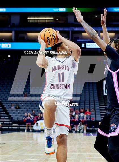 Thumbnail 2 in Lincoln vs. Modesto Christian (CIF SJS D1 Final) photogallery.