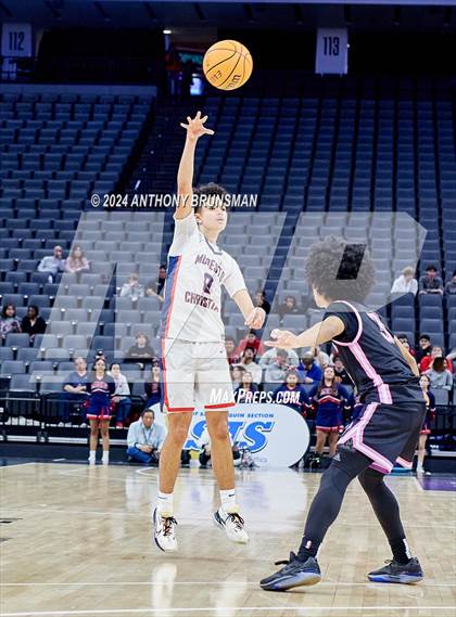 Thumbnail 3 in Lincoln vs. Modesto Christian (CIF SJS D1 Final) photogallery.
