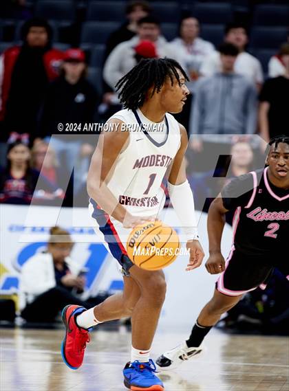Thumbnail 2 in Lincoln vs. Modesto Christian (CIF SJS D1 Final) photogallery.