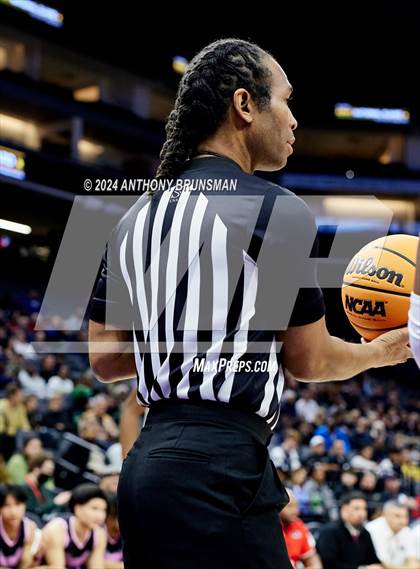 Thumbnail 1 in Lincoln vs. Modesto Christian (CIF SJS D1 Final) photogallery.