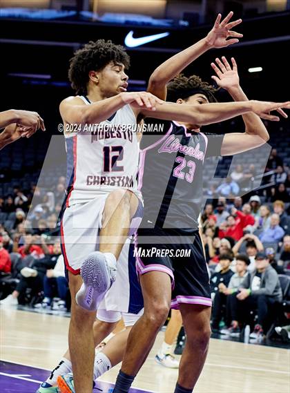 Thumbnail 3 in Lincoln vs. Modesto Christian (CIF SJS D1 Final) photogallery.