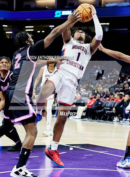 Thumbnail 1 in Lincoln vs. Modesto Christian (CIF SJS D1 Final) photogallery.