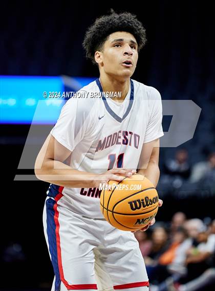 Thumbnail 3 in Lincoln vs. Modesto Christian (CIF SJS D1 Final) photogallery.