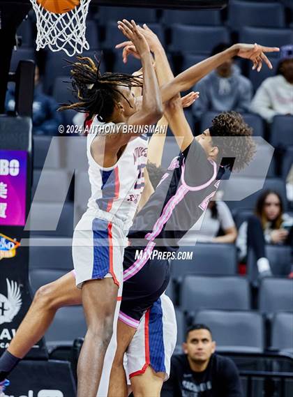 Thumbnail 2 in Lincoln vs. Modesto Christian (CIF SJS D1 Final) photogallery.