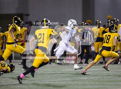 Thumbnail 2 in Crean Lutheran @ Foothill photogallery.