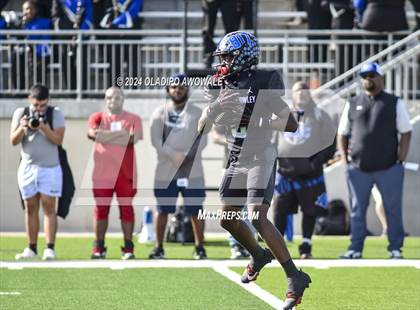 Thumbnail 3 in Byron Nelson @ North Crowley (UIL 6A Football Bi-District Playoff) photogallery.