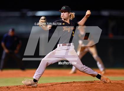 Thumbnail 3 in Allatoona vs. Lassiter (GHSA 6A Semi-Final Game 2) photogallery.