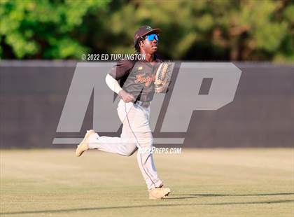 Thumbnail 3 in Allatoona vs. Lassiter (GHSA 6A Semi-Final Game 2) photogallery.