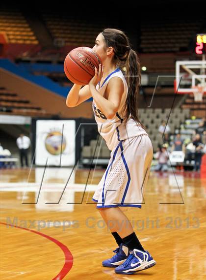 Thumbnail 2 in Immanuel vs. Kings Christian (CIF CS D5 Final) photogallery.