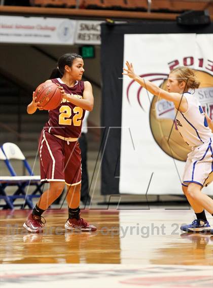 Thumbnail 1 in Immanuel vs. Kings Christian (CIF CS D5 Final) photogallery.