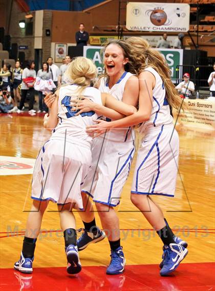 Thumbnail 1 in Immanuel vs. Kings Christian (CIF CS D5 Final) photogallery.