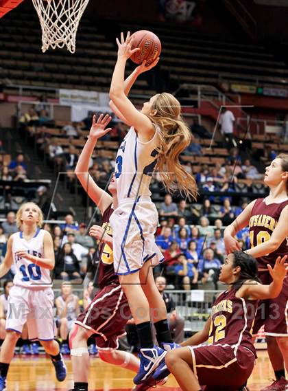 Thumbnail 1 in Immanuel vs. Kings Christian (CIF CS D5 Final) photogallery.