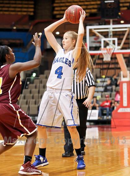 Thumbnail 2 in Immanuel vs. Kings Christian (CIF CS D5 Final) photogallery.