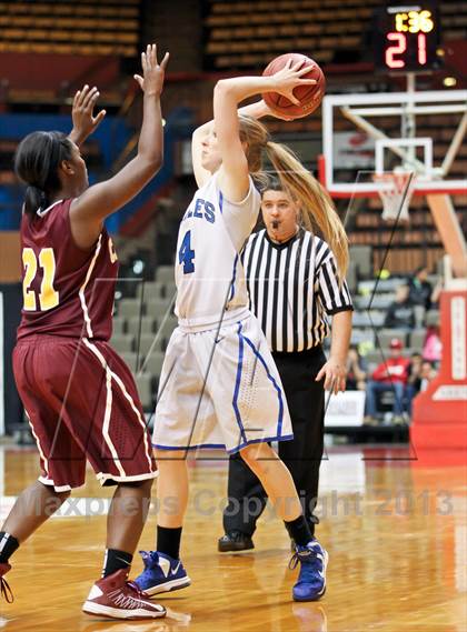 Thumbnail 3 in Immanuel vs. Kings Christian (CIF CS D5 Final) photogallery.