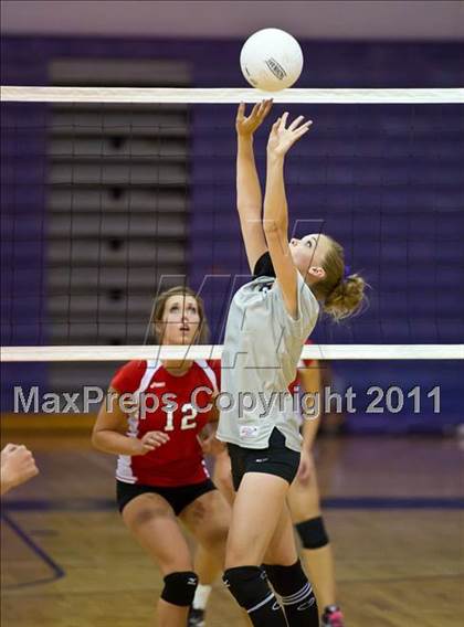 Thumbnail 3 in Spanish Fork @ Riverton (Junior Varsity) photogallery.