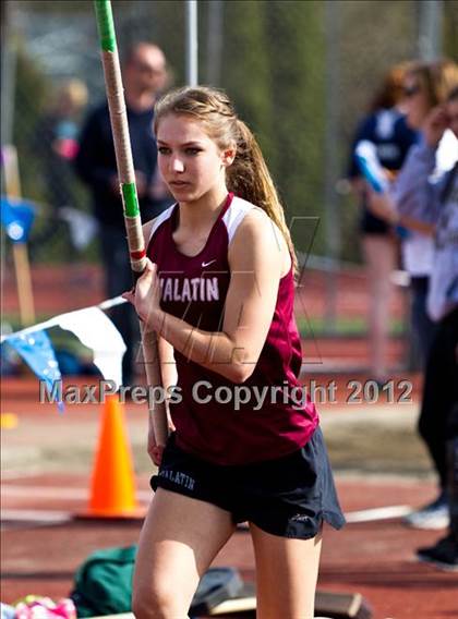 Thumbnail 3 in Lake Oswego Invitational (Girls Field Events) photogallery.