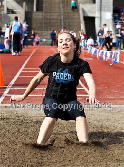 Thumbnail 1 in Lake Oswego Invitational (Girls Field Events) photogallery.