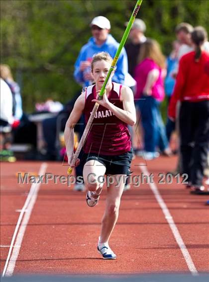 Thumbnail 2 in Lake Oswego Invitational (Girls Field Events) photogallery.