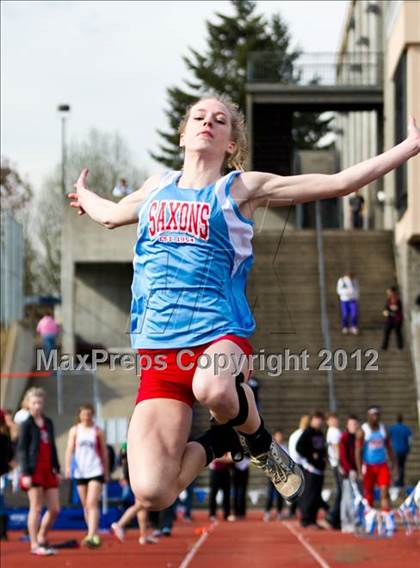 Thumbnail 3 in Lake Oswego Invitational (Girls Field Events) photogallery.
