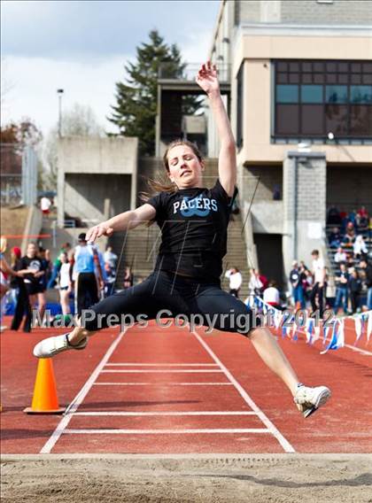 Thumbnail 2 in Lake Oswego Invitational (Girls Field Events) photogallery.