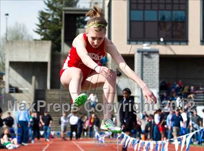 Thumbnail 3 in Lake Oswego Invitational (Girls Field Events) photogallery.
