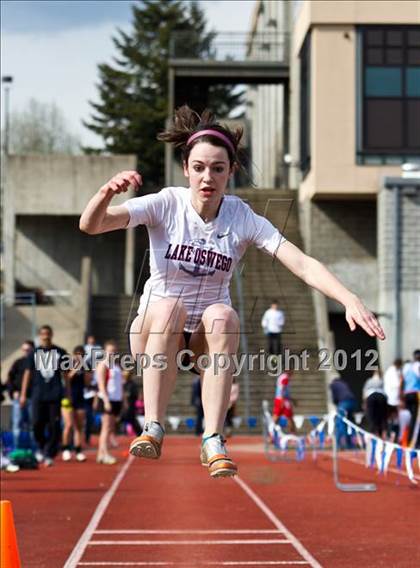 Thumbnail 2 in Lake Oswego Invitational (Girls Field Events) photogallery.