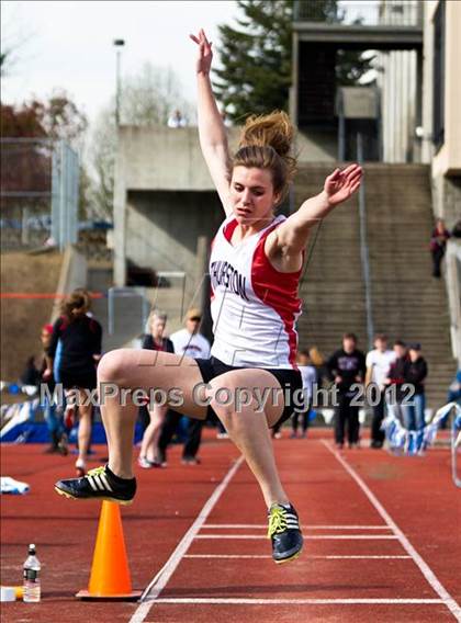 Thumbnail 1 in Lake Oswego Invitational (Girls Field Events) photogallery.