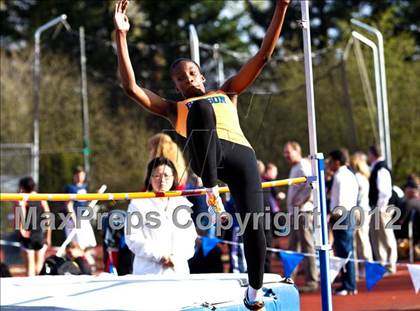 Thumbnail 3 in Lake Oswego Invitational (Girls Field Events) photogallery.