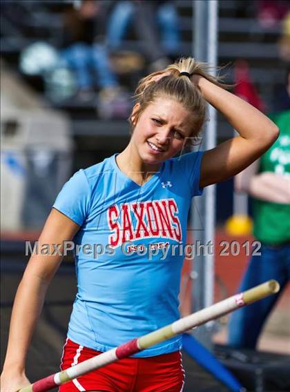 Thumbnail 3 in Lake Oswego Invitational (Girls Field Events) photogallery.