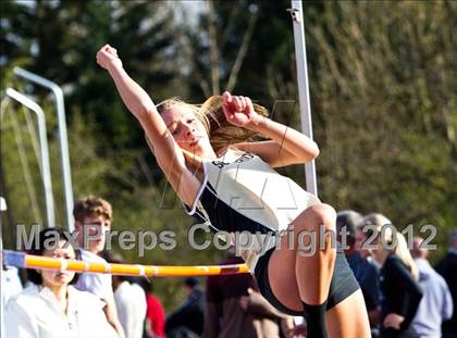 Thumbnail 1 in Lake Oswego Invitational (Girls Field Events) photogallery.