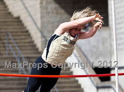 Thumbnail 1 in Lake Oswego Invitational (Girls Field Events) photogallery.