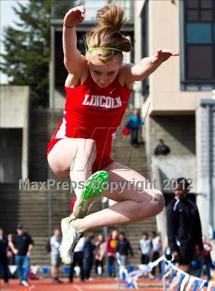 Thumbnail 2 in Lake Oswego Invitational (Girls Field Events) photogallery.