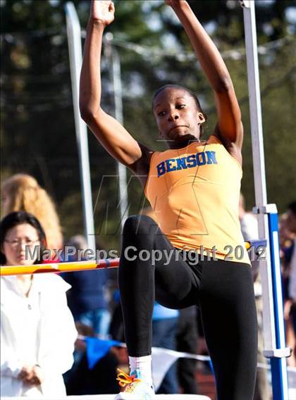 Thumbnail 3 in Lake Oswego Invitational (Girls Field Events) photogallery.