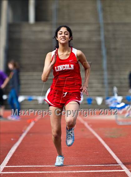 Thumbnail 3 in Lake Oswego Invitational (Girls Field Events) photogallery.