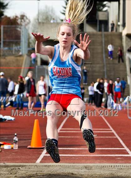 Thumbnail 2 in Lake Oswego Invitational (Girls Field Events) photogallery.