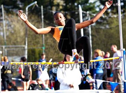 Thumbnail 2 in Lake Oswego Invitational (Girls Field Events) photogallery.