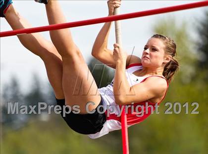 Thumbnail 1 in Lake Oswego Invitational (Girls Field Events) photogallery.