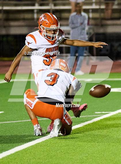 Thumbnail 3 in United @ Boerne photogallery.