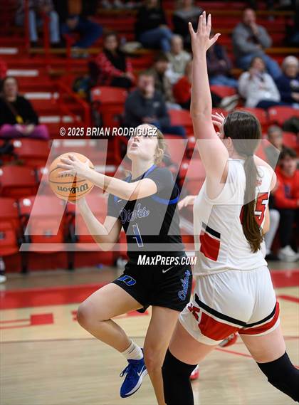 Thumbnail 2 in Westside vs Dierks (Cavenaugh Classic) photogallery.