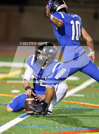 Thumbnail 1 in Grandview vs. Douglas County (CHSAA 5A First Round) photogallery.
