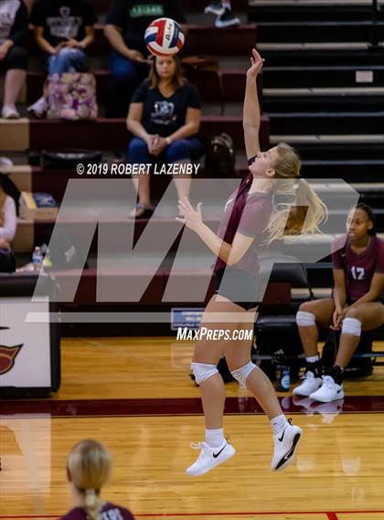Thumbnail 2 in A&M Consolidated vs. Rouse photogallery.