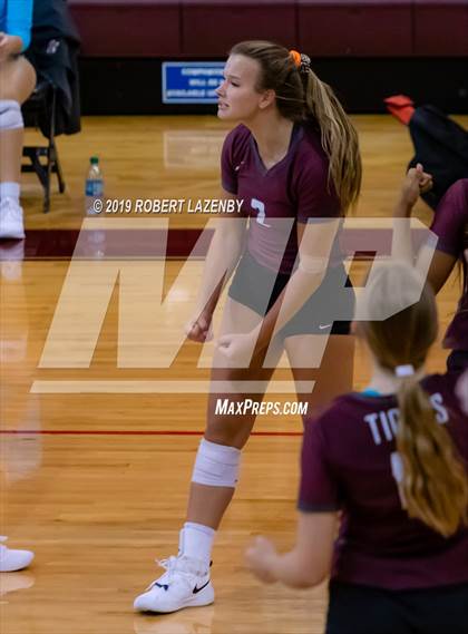 Thumbnail 2 in A&M Consolidated vs. Rouse photogallery.