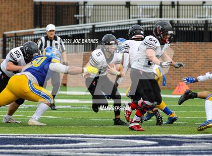 Thumbnail 2 in Madison vs. Oscar Smith (VHSL Class 6 Final) photogallery.