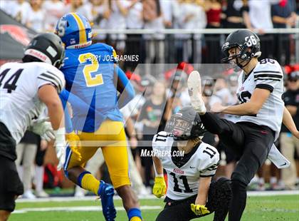Thumbnail 3 in Madison vs. Oscar Smith (VHSL Class 6 Final) photogallery.